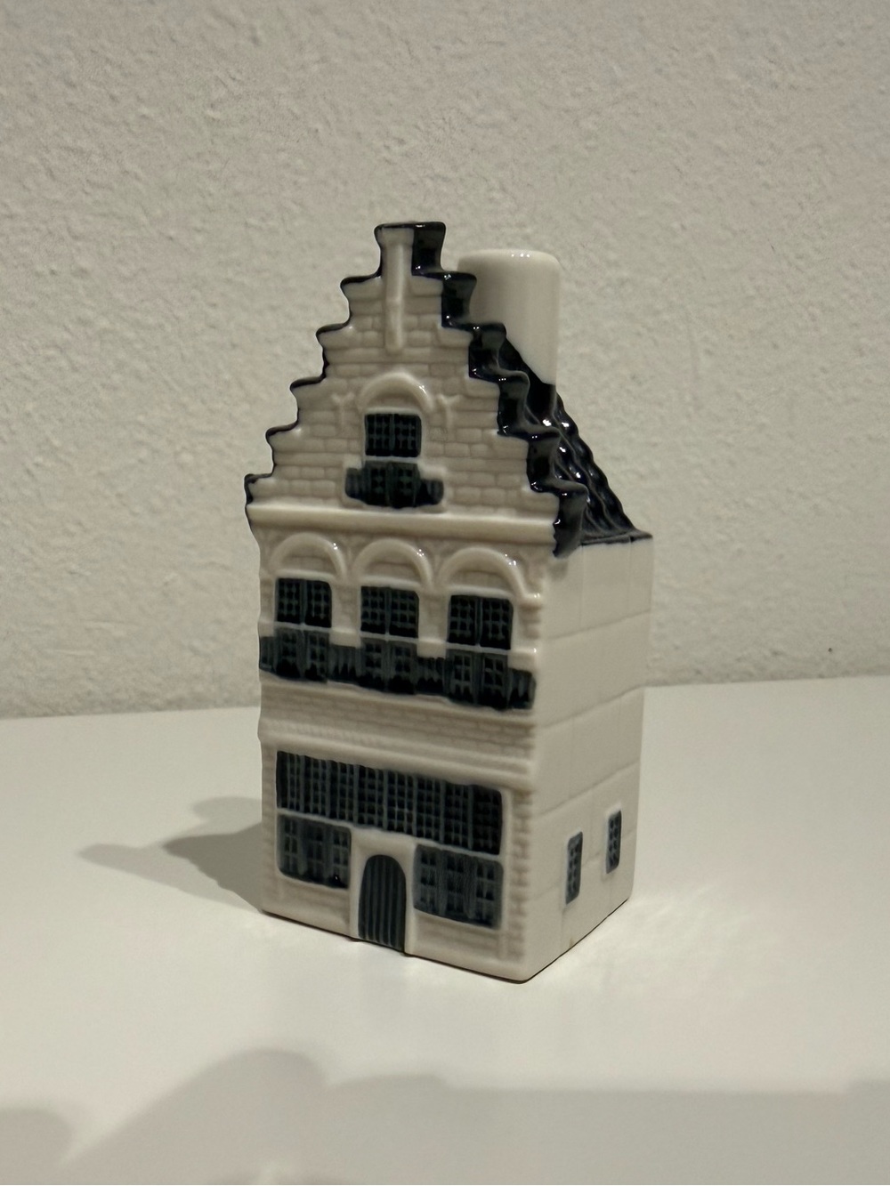 KLM Bols #90 Ceramic Dutch House
